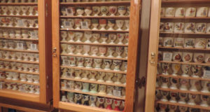 kolekcja kieliszków do jajek