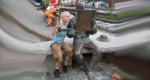 pomnik zaczytany góral