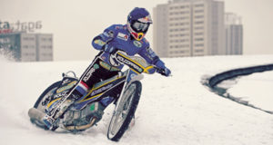 sport motorem po spodku Hampel