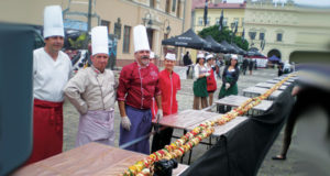 szaszłyk grill gazowy