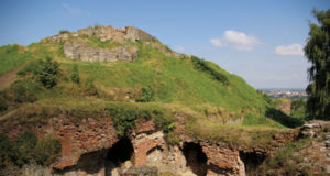 Tarnów ruiny zamków